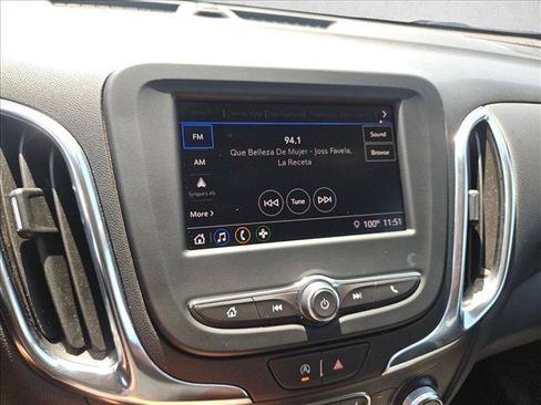 Used 2024 Chevrolet Equinox LT FWD image 18