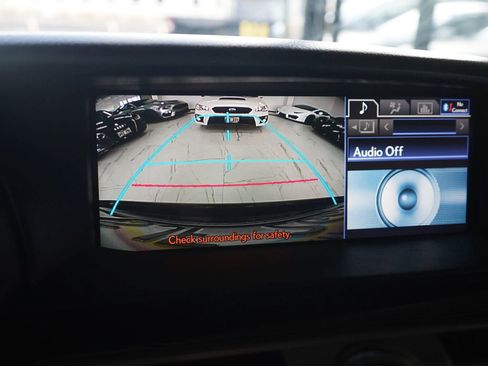 Used 2014 Lexus LS 460 RWD image 24
