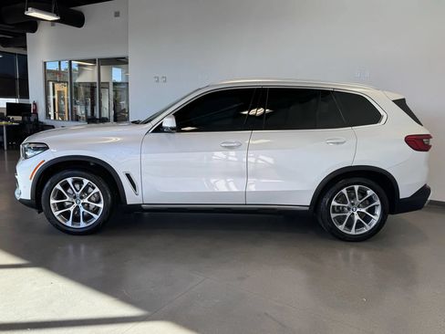 Used 2019 BMW X5 xDrive40i w/ Convenience Package AWD/4WD image 5