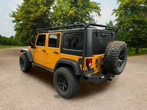 Used 2012 Jeep Wrangler Unlimited Sport AWD/4WD image 6