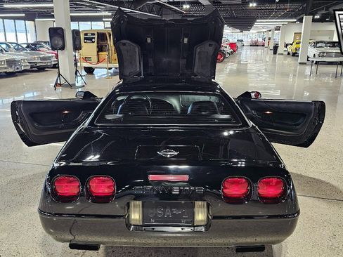Used 1994 Chevrolet Corvette Convertible image 17