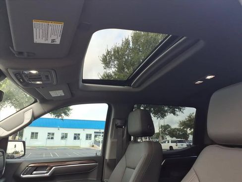 Used 2025 Chevrolet Silverado 1500 LT Trail Boss w/ LT Trail Boss Premium Package AWD/4WD image 20