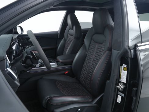 Used 2024 Audi RS Q8 AWD/4WD image 26