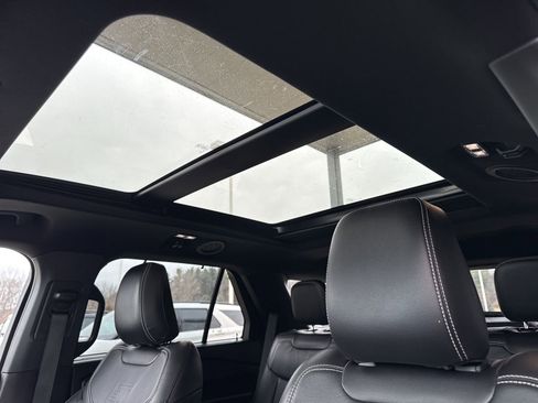 Certified 2022 Ford Explorer ST w/ Equipment Group 401A image 38