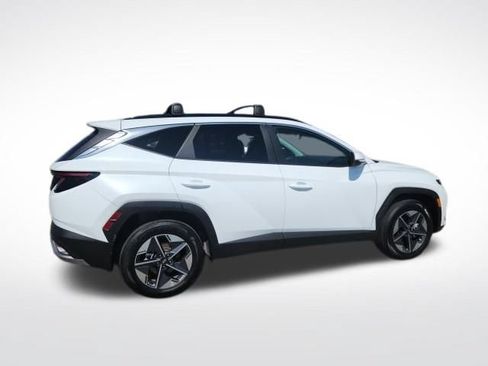 Certified 2025 Hyundai Tucson SEL AWD/4WD image 12