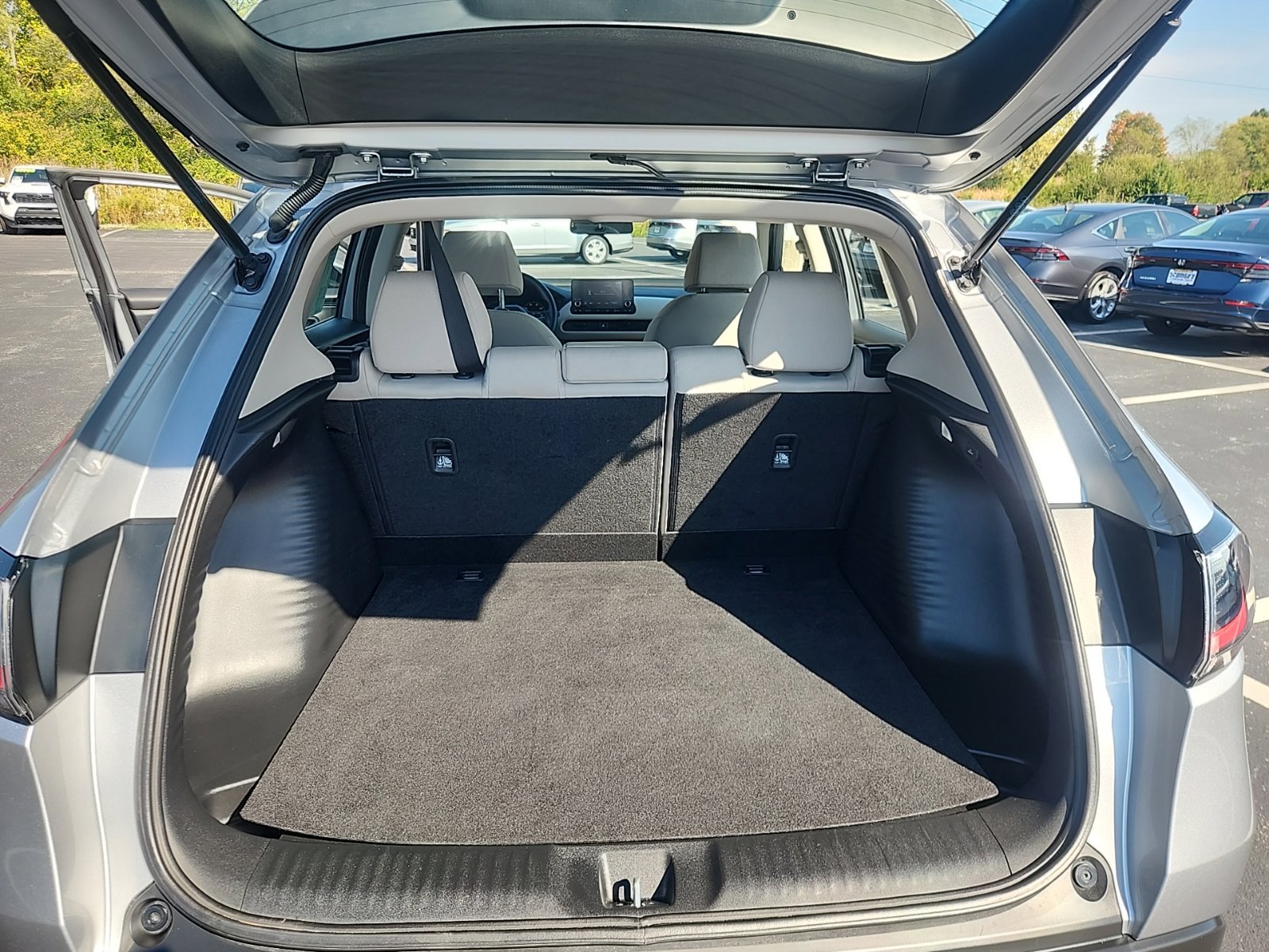 Used 2025 Honda HR-V LX image 30