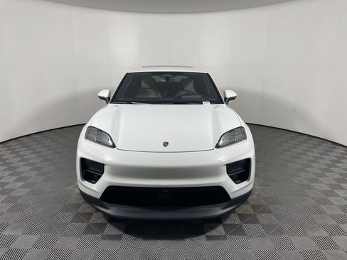 New 2026 Porsche Macan Electric RWD image 10