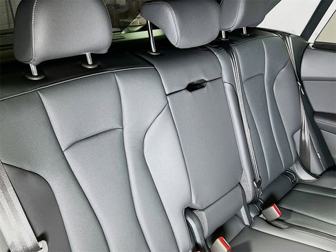 New 2026 Audi Q8 Premium Plus image 27