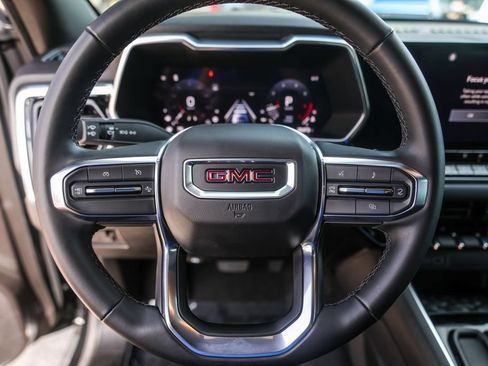 Used 2025 GMC Canyon Elevation w/ Convenience Package RWD image 15