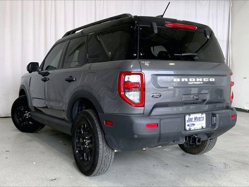 Used 2025 Ford Bronco Sport Badlands image 5