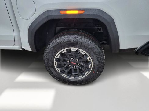 New 2026 GMC Canyon AT4 w/ Technology Plus Package image 6