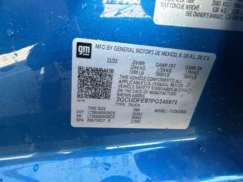 Used 2023 Chevrolet Silverado 1500 LT Trail Boss w/ LPO, Dark Essentials Package image 10