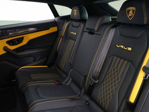 Used 2024 Lamborghini Urus S image 25