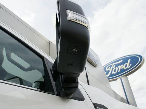 New 2025 Ford F250 King Ranch w/ Chrome Package image 12