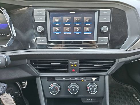 Used 2023 Volkswagen Jetta Sport FWD image 13