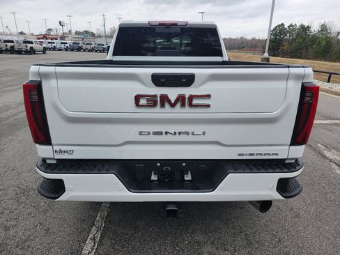 Used 2025 GMC Sierra 2500 Denali w/ Denali Reserve Package image 4