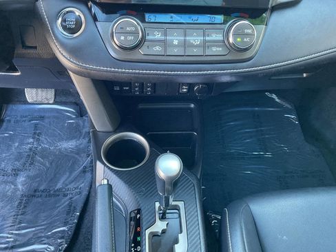 Used 2014 Toyota RAV4 Limited image 24