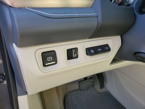 Used 2020 GMC Acadia Denali w/ Technology Package image 21