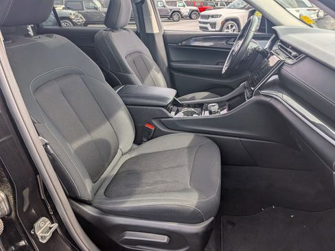 Certified 2021 Jeep Grand Cherokee L Laredo w/ Luxury Tech Group I image 38