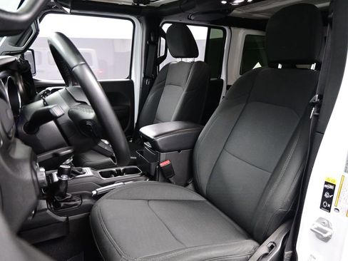 Used 2022 Jeep Wrangler Unlimited Sport image 9
