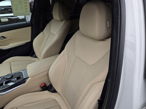 Used 2023 BMW 330e 330e iPerformance w/ Driving Assistance Package image 12