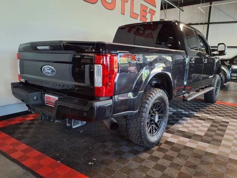 Used 2019 Ford F250 Lariat w/ Lariat Value Package AWD/4WD image 7
