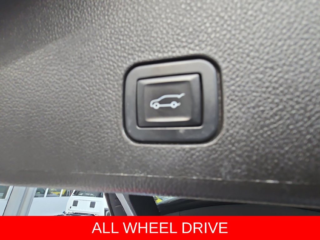 Used 2014 Cadillac SRX Luxury w/ Driver Awareness Package AWD/4WD image 14