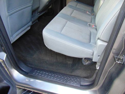 Used 2011 Ford F150 XLT w/ XLT Chrome Pkg RWD image 9