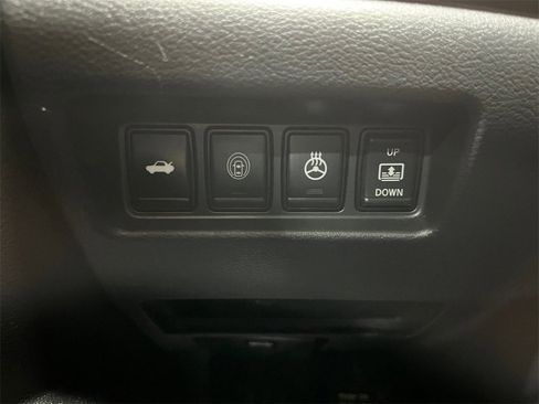 Used 2023 Nissan Maxima Platinum image 38