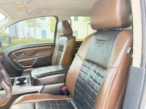 Used 2017 Nissan Titan Platinum Reserve RWD image 12