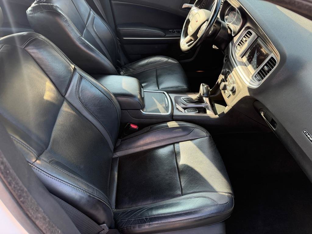 Used 2021 Dodge Charger SXT w/ Leather Interior Group RWD image 10