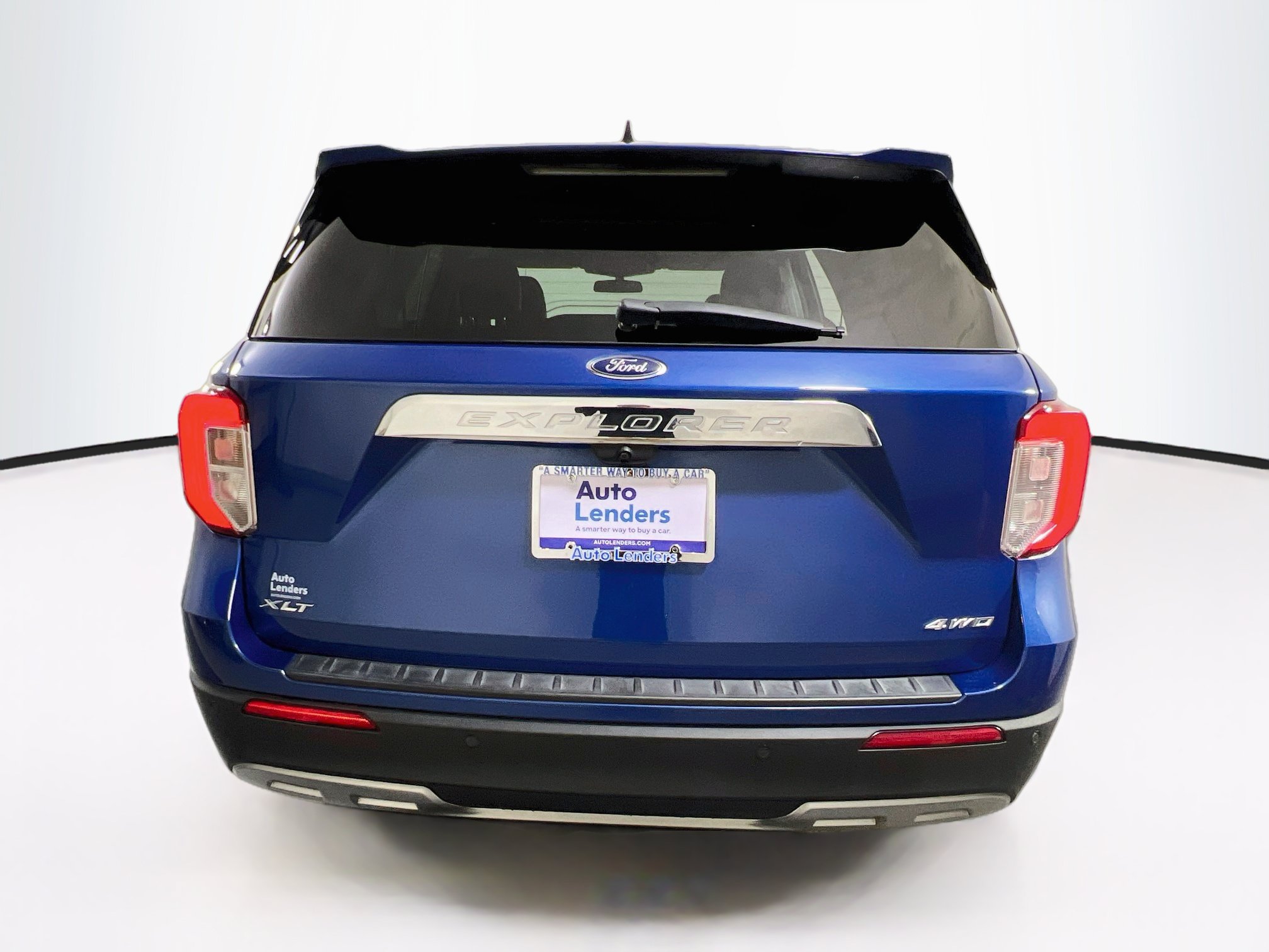 Used 2022 Ford Explorer XLT w/ Equipment Group 202A AWD/4WD image 6
