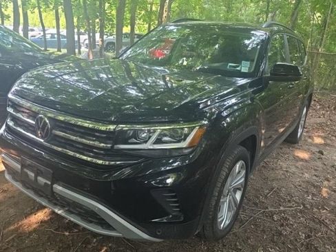 Used 2023 Volkswagen Atlas SE w/ Panoramic Sunroof Package AWD/4WD image 5