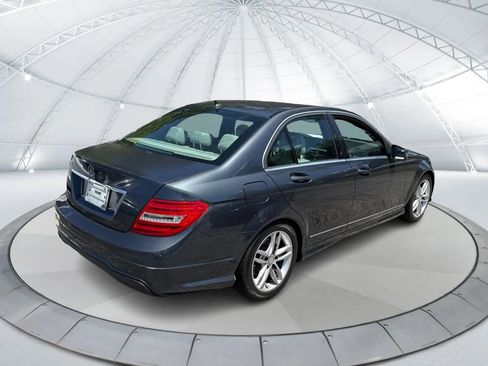Used 2014 Mercedes-Benz C 250 Sedan image 5