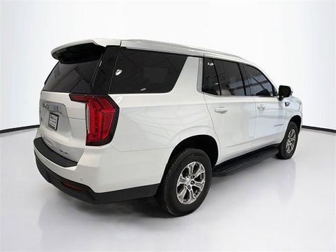 Used 2023 GMC Yukon SLE image 6