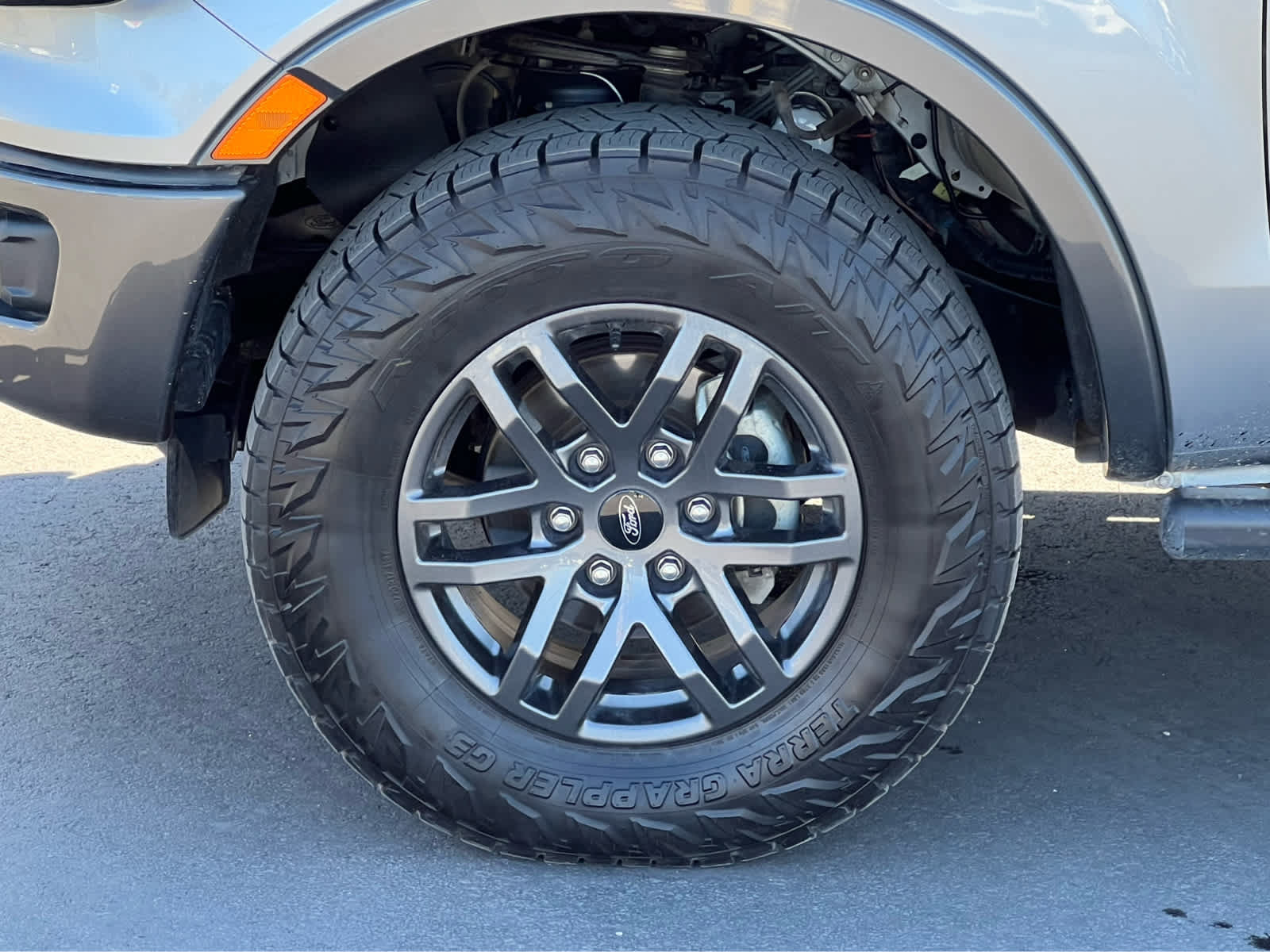Used 2023 Ford Ranger Lariat w/ Tremor Off-Road Package AWD/4WD image 21