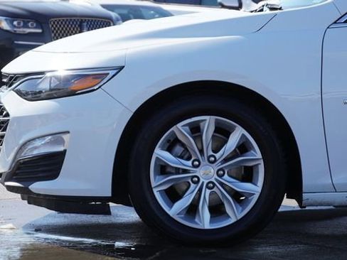 Used 2024 Chevrolet Malibu LT image 5