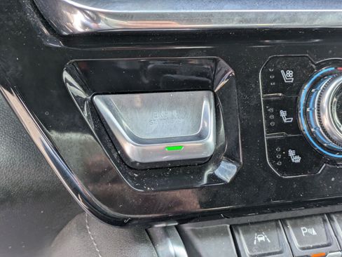 Used 2023 GMC Sierra 1500 Denali AWD/4WD image 17