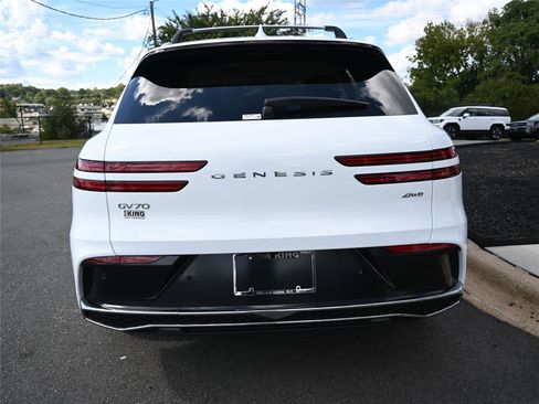 New 2026 Genesis GV70 2.5T Select image 9