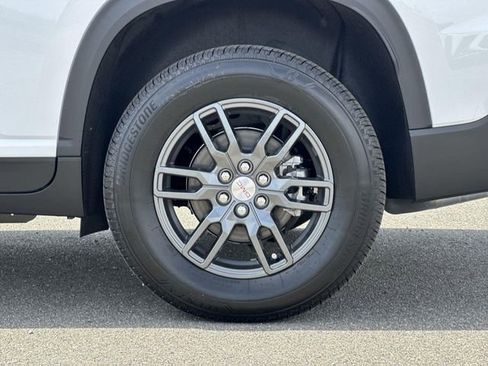 New 2026 GMC Acadia Elevation FWD image 30