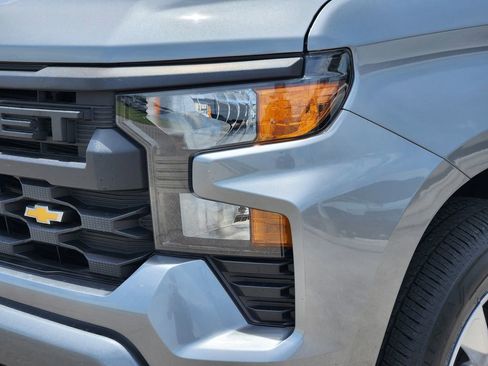 Certified 2023 Chevrolet Silverado 1500 Custom RWD image 8
