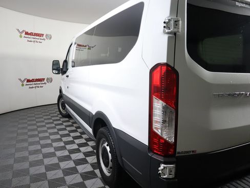 Used 2016 Ford Transit 150 XL image 17