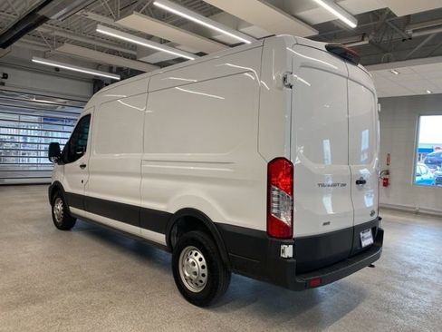 Used 2023 Ford Transit 250 Medium Roof AWD image 9