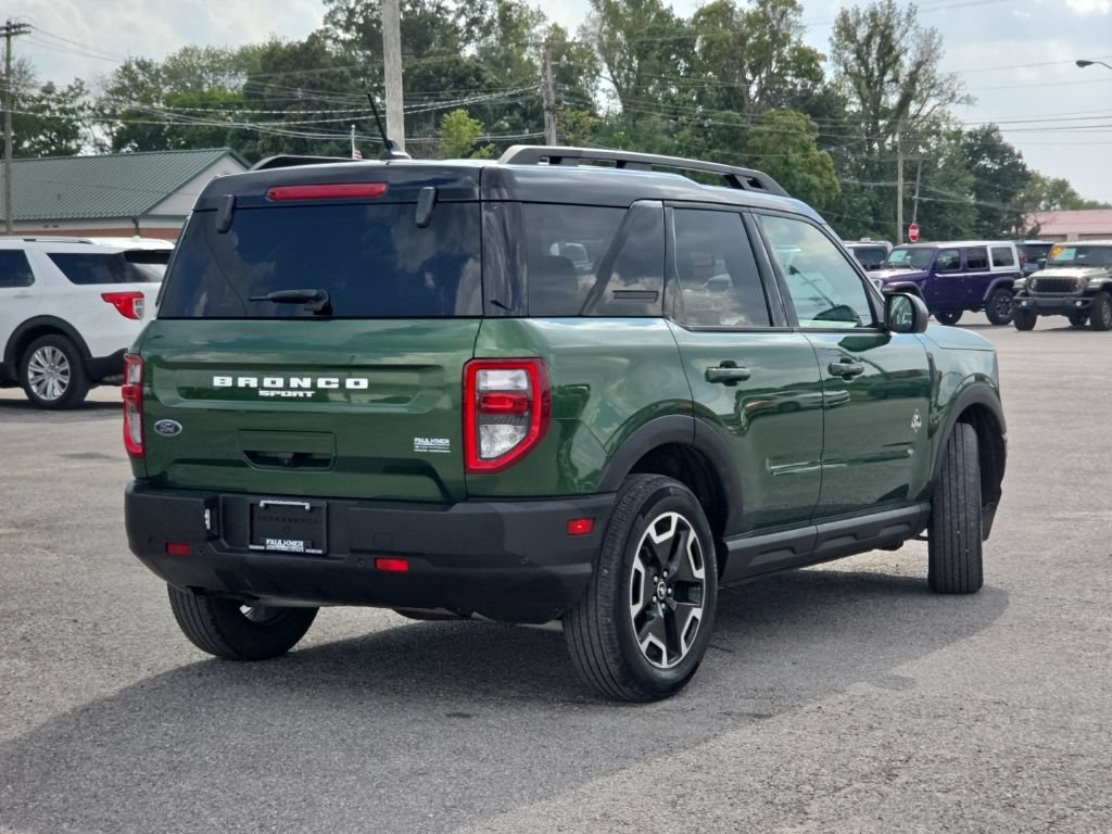 Used 2023 Ford Bronco Sport Outer Banks w/ Tech Package AWD/4WD image 7