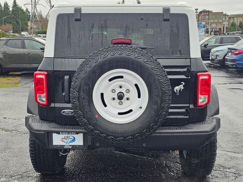 New 2025 Ford Bronco Heritage Edition AWD/4WD image 6