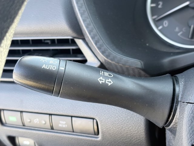 Used 2024 Nissan Sentra S FWD image 14