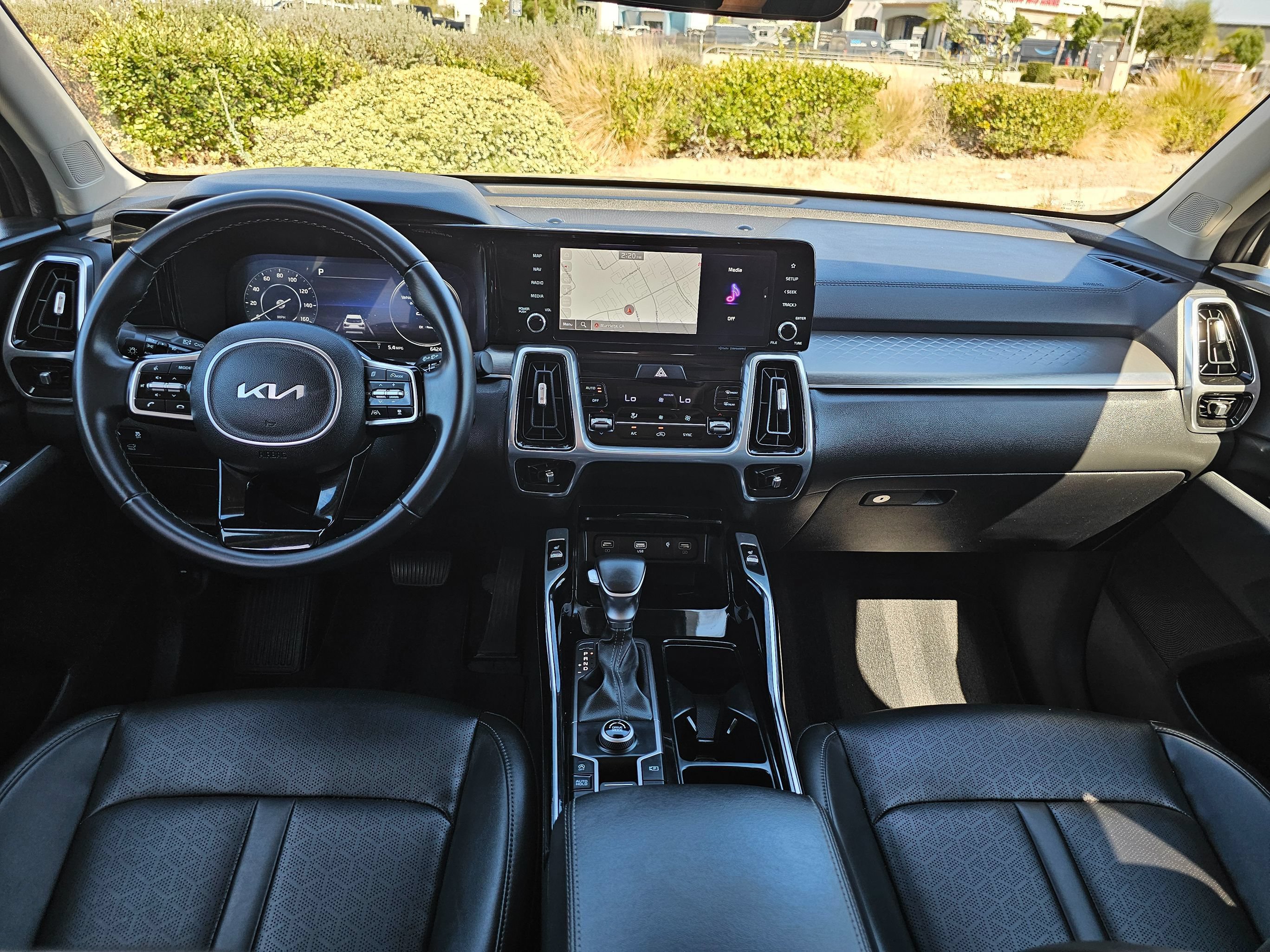 Used 2023 Kia Sorento SX FWD image 24
