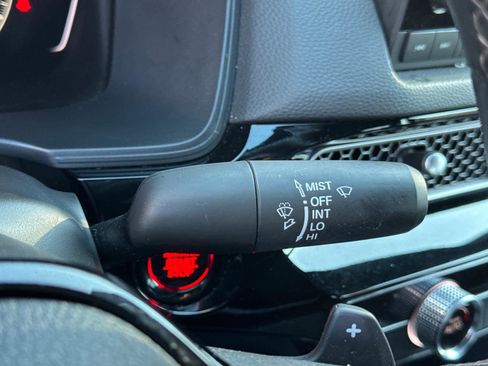 Used 2023 Honda Civic Sport image 19