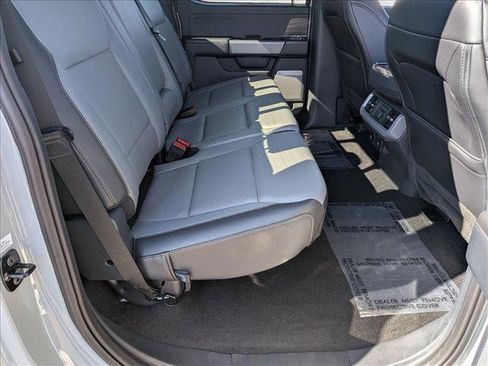 Used 2024 Ford F150 Lightning Lariat image 19