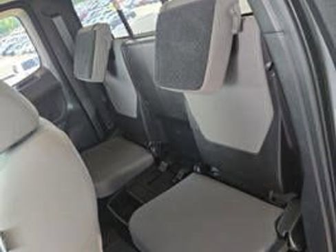 Used 2019 Toyota Tacoma SR5 RWD image 6